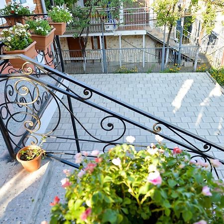 Bibi Otel Kutaisi Dış mekan fotoğraf